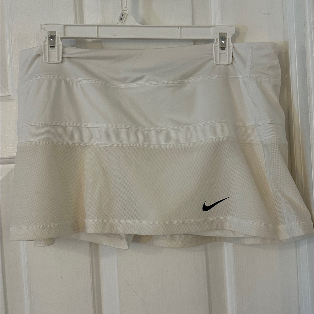 White Nike Dri-FIT Polyester & Spandex White Mesh Bottom Tennis Skort Size XL